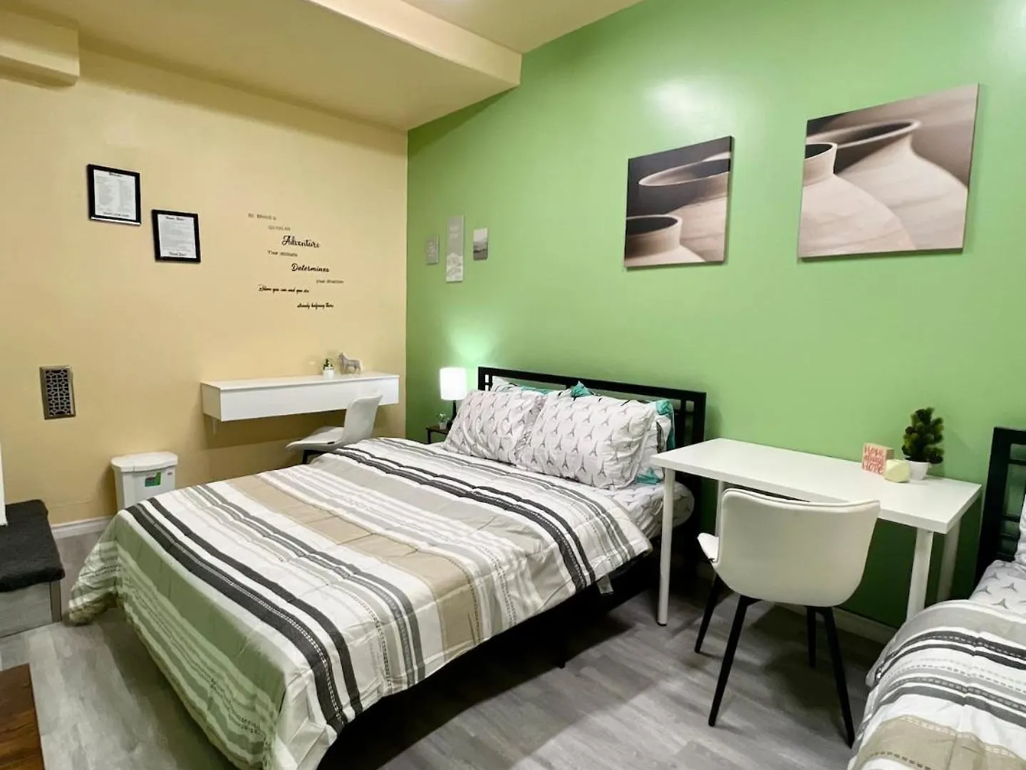 K6 Room Near Airport Mississauga 0*,  Canada