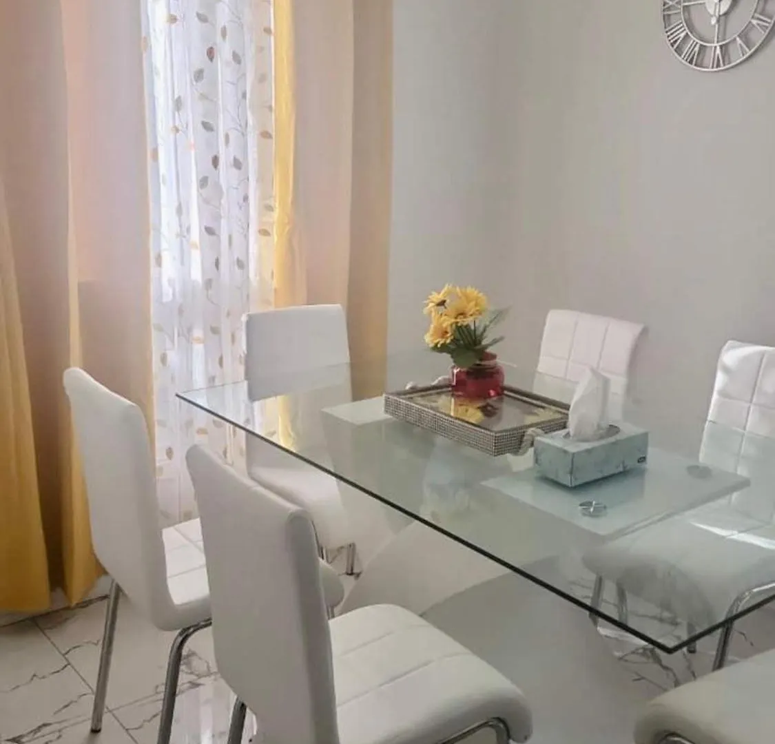 K6 Room Near Airport Mississauga Canada