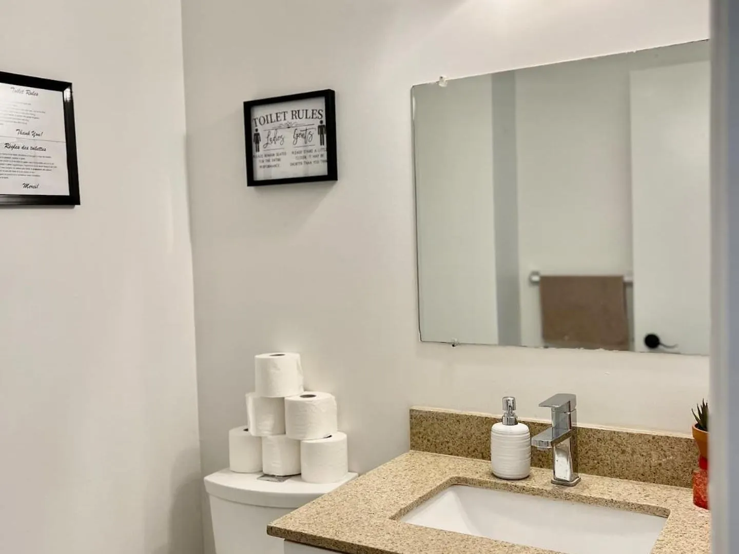 Holiday home K6 Room Near Airport Mississauga Canada